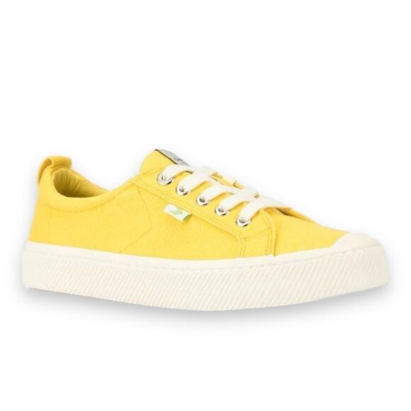 Cariuma Sneakers WMNS 8.5 Yellow Oca Pantone Low Canvas Bright Sporty Activewear - Picture 1 of 9